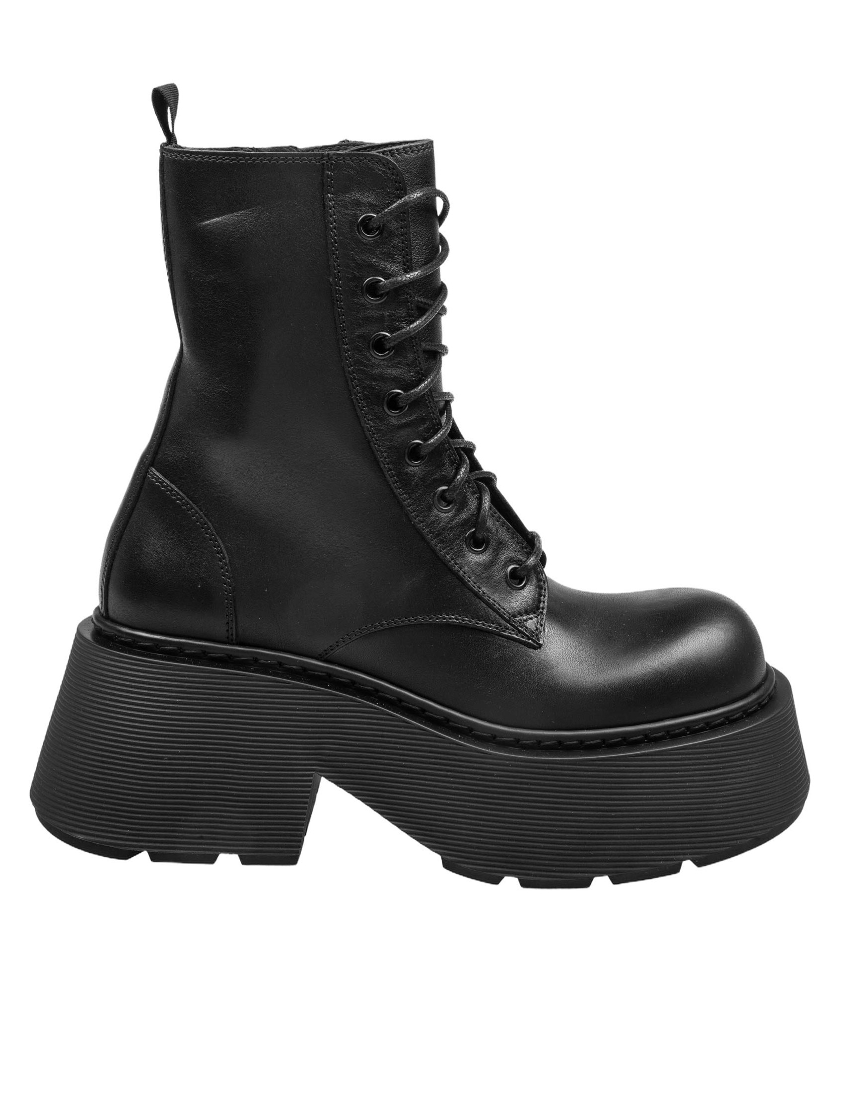 VIC MATIE' ETNA ANKLE BOOTS IN BLACK LEATHER