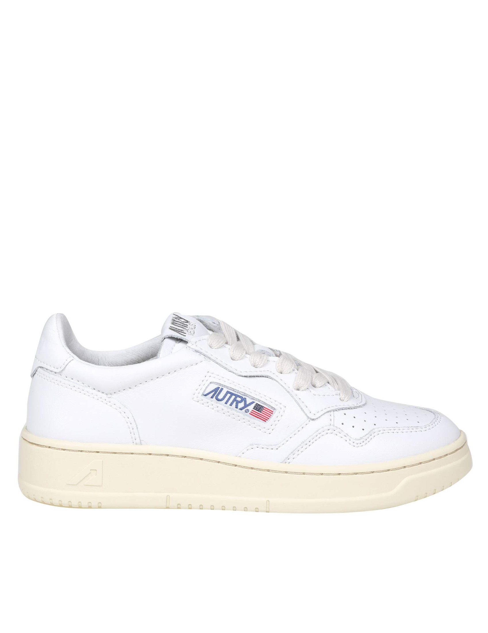 AUTRY MEDALIST SNEAKERS IN WHITE LEATHER