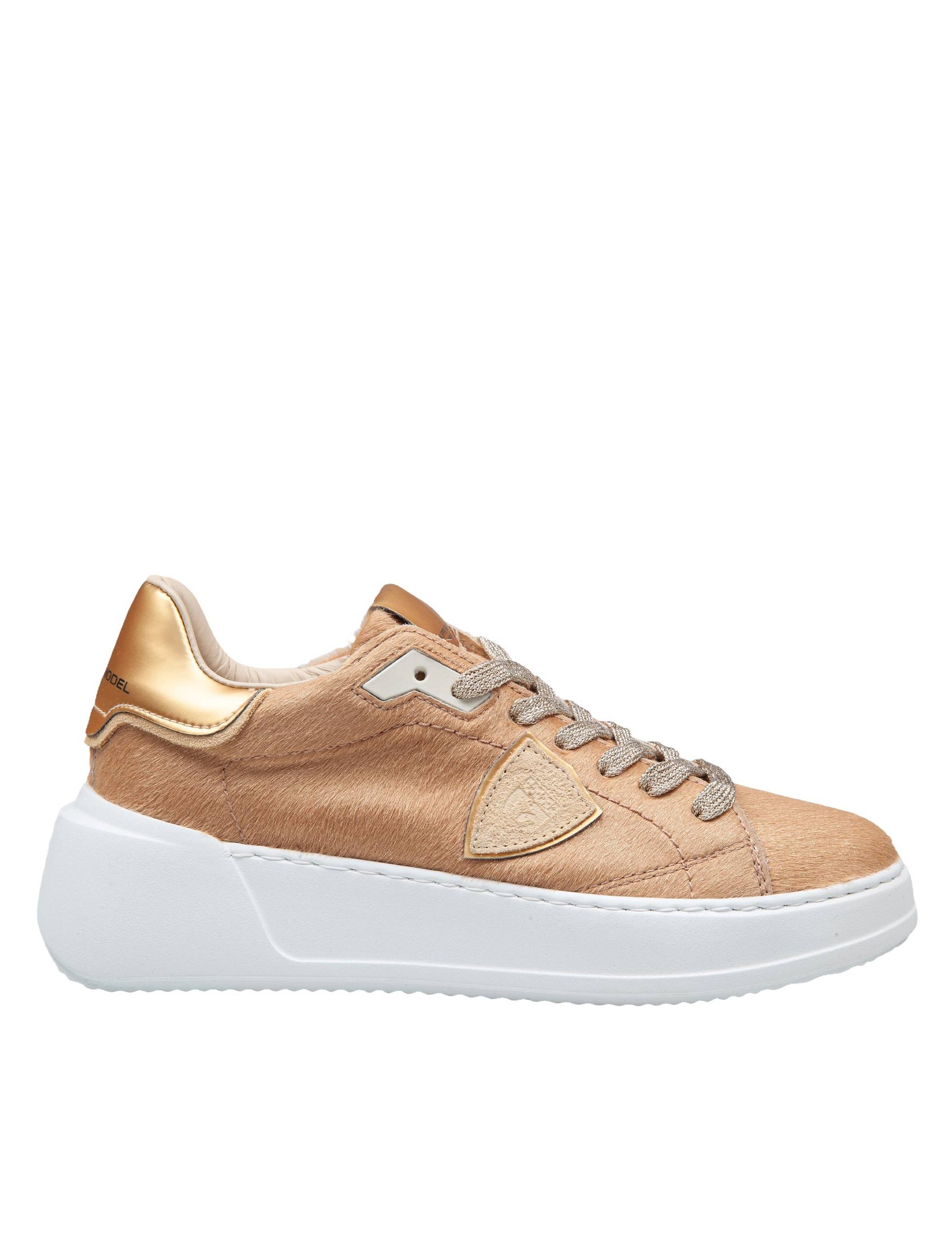 PHILIPPE MODEL TRES TEMPLE LOW IN GOLD PONY SUEDE