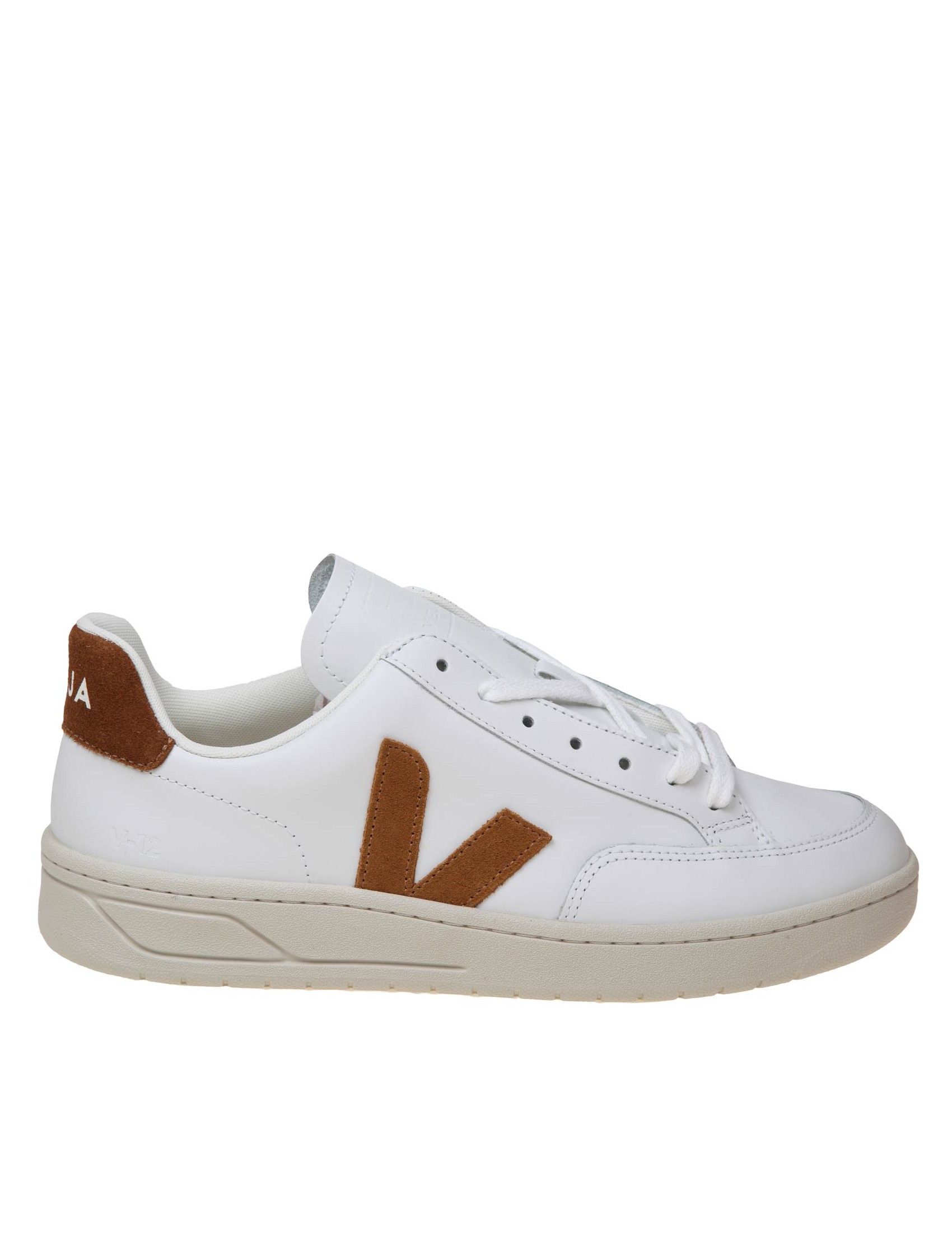 VEJA URCA SNEAKERS IN WHITE AND CAMEL LEATHER AND SUEDE